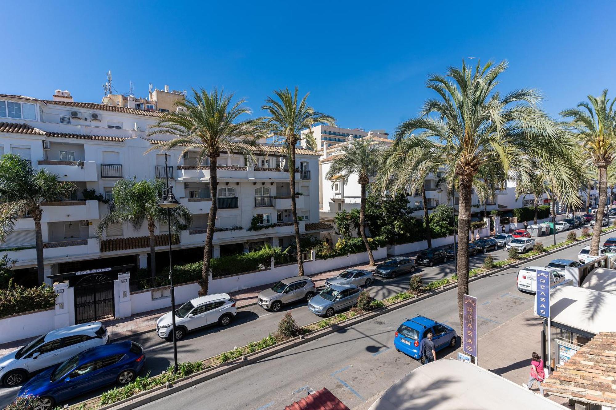 Apartment Blonzu Costa De Marfil Benalmádena